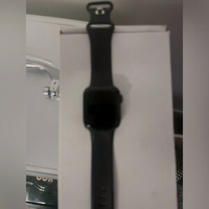 Apple Watch Series 8 Elevate your everyday with this Apple Watch Series 8! ⌚️